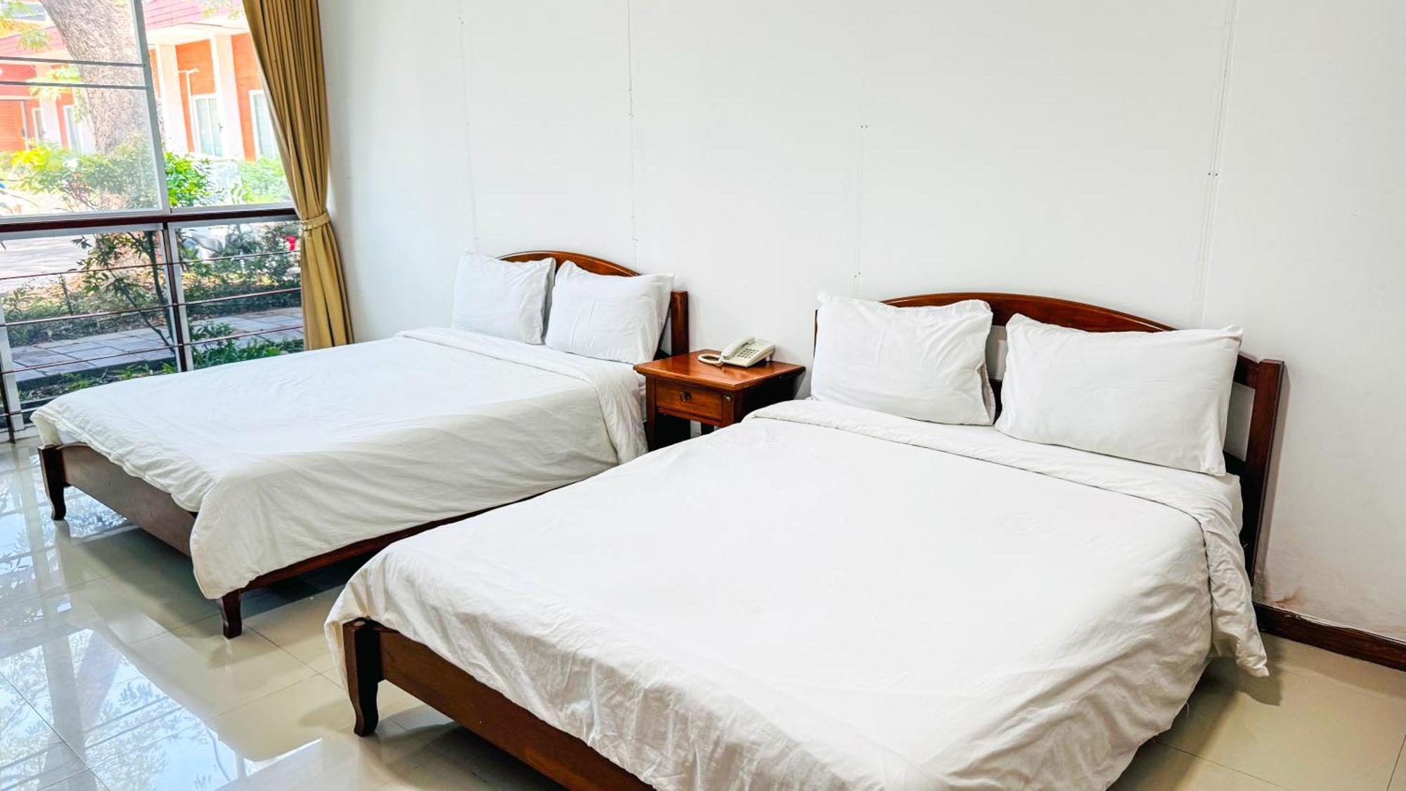 Baan Suan Khun Ta And Golf Resort Убонратчатхани Экстерьер фото